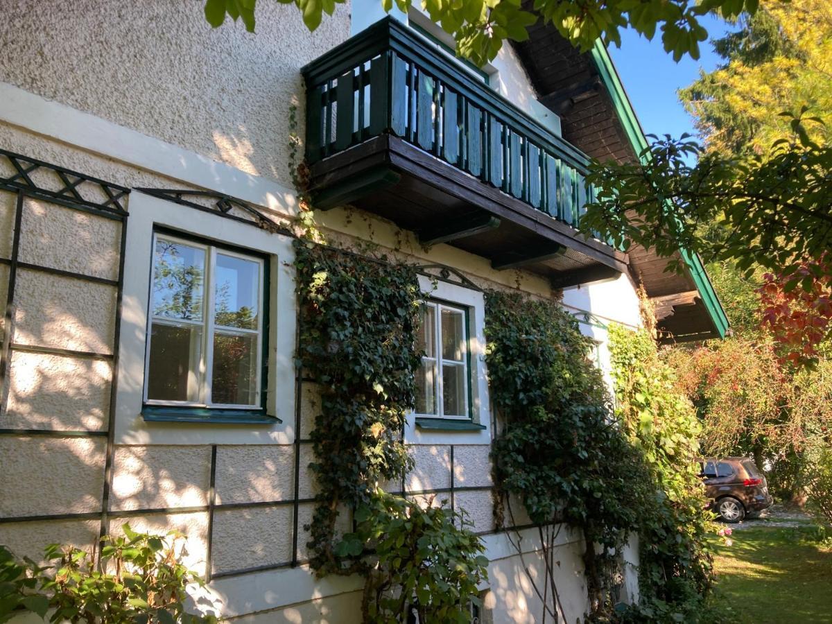 Haus Mit Sauna Und Privatem Badeteich In Anif Bei Salzburg Bagian luar foto