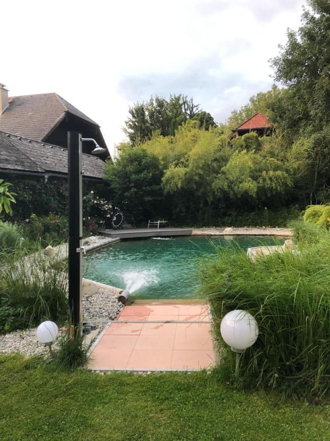 Haus Mit Sauna Und Privatem Badeteich In Anif Bei Salzburg Bagian luar foto