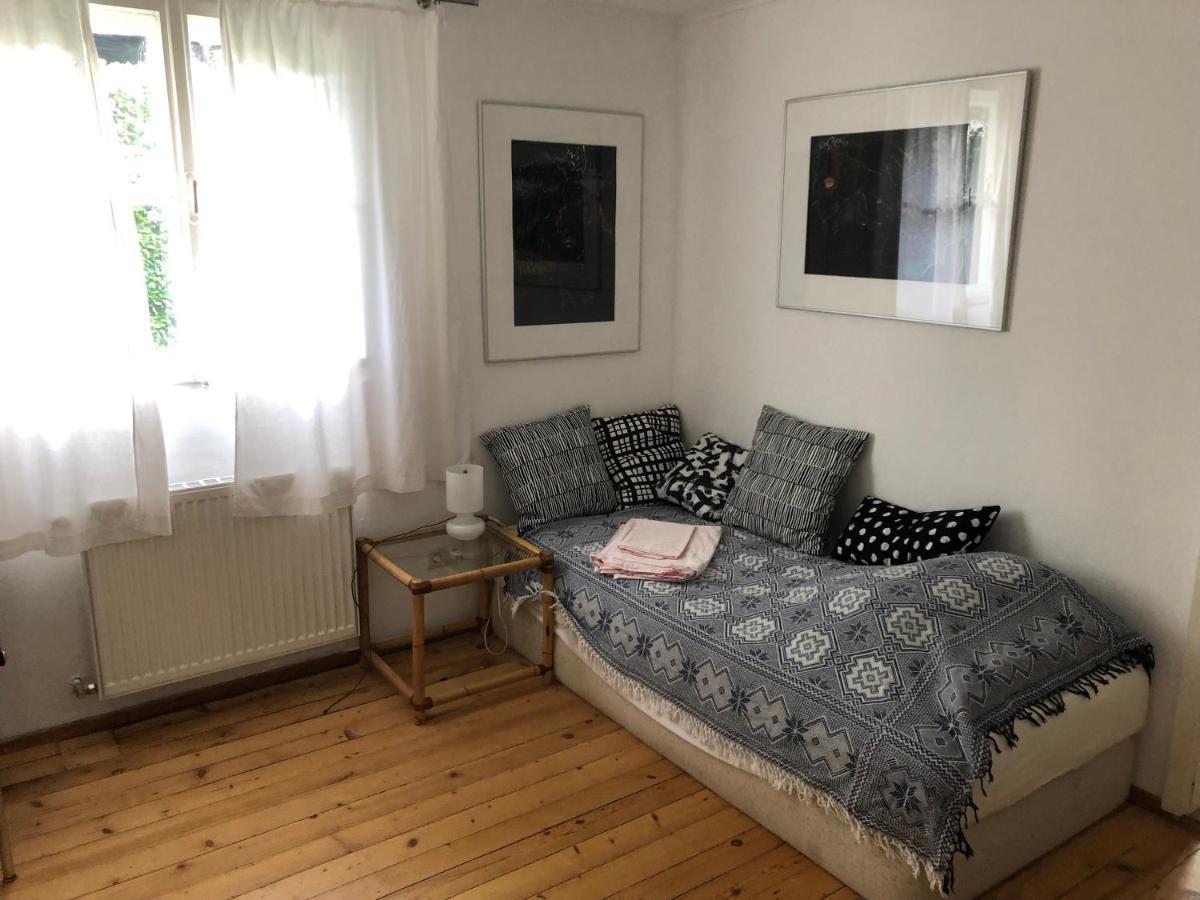Haus Mit Sauna Und Privatem Badeteich In Anif Bei Salzburg Bagian luar foto