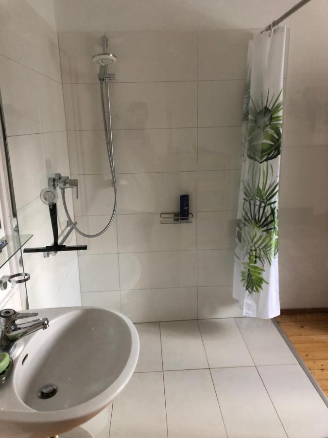 Haus Mit Sauna Und Privatem Badeteich In Anif Bei Salzburg Bagian luar foto